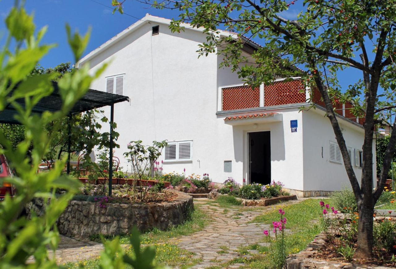 Apartments By The Sea Vantacici, Krk - 5347 Malinska Zewnętrze zdjęcie