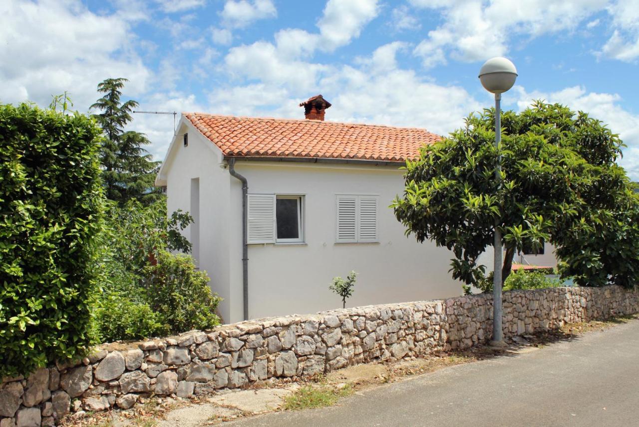 Apartments By The Sea Vantacici, Krk - 5347 Malinska Zewnętrze zdjęcie